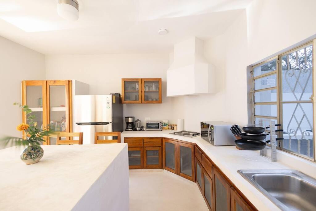 La Sultana: Amazing New House With Pool And Bikes Included. Villa Valladolid  Exterior photo